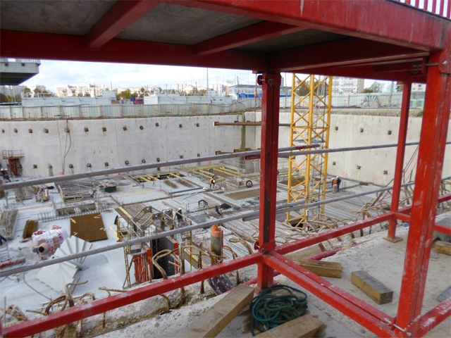 Vue du bâtiment en construction